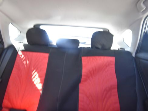 Used 2015 Toyota Prius Persona Series image 8