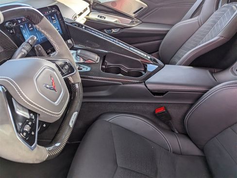 Used 2025 Chevrolet Corvette Z06 w/ Z07 Performance Package image 14