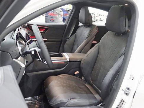 Used 2025 Mercedes-Benz GLC 63 AMG S image 28