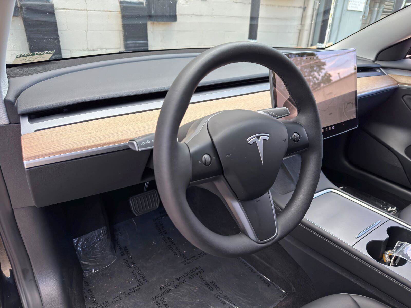 Used 2023 Tesla Model 3 Standard Range RWD image 14