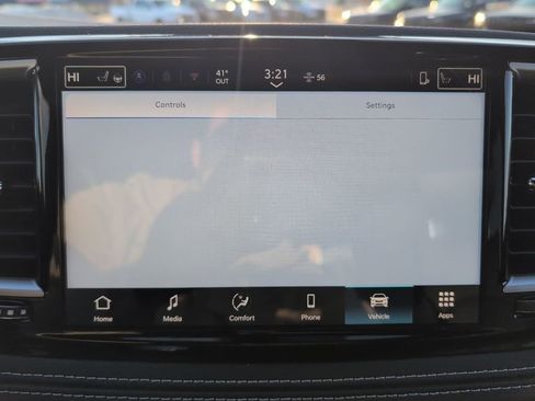 New 2026 Chrysler Pacifica Select image 41