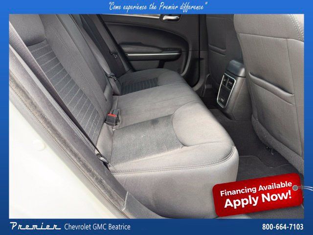 Used 2022 Chrysler 300 Touring w/ Sport Appearance Package AWD/4WD image 19