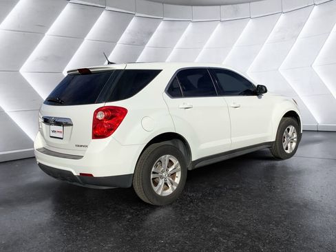 Used 2014 Chevrolet Equinox LS image 4