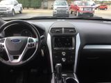 Used 2014 Ford Explorer XLT w/ Equipment Group 201A image 2