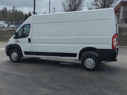 Used 2019 RAM ProMaster 2500 image 4