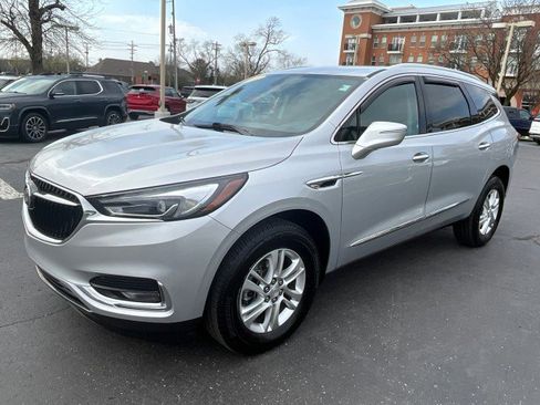 Used 2021 Buick Enclave Essence FWD image 3