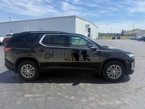 Used 2023 Chevrolet Traverse LT AWD/4WD image 4