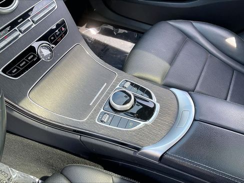 Used 2019 Mercedes-Benz C 300 4MATIC Sedan image 17