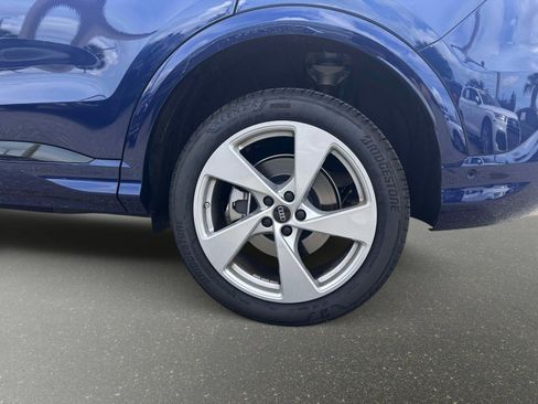 Used 2025 Audi Q5 Premium Plus w/ Premium Plus AWD/4WD image 5