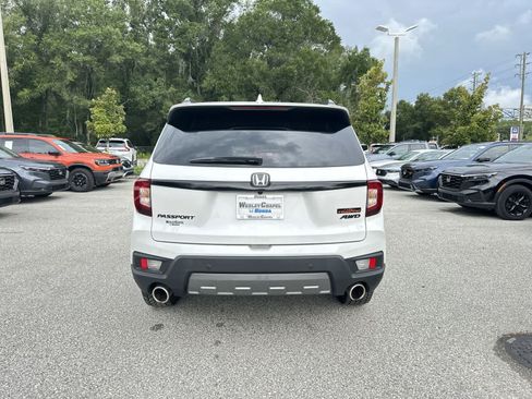 Used 2024 Honda Passport TrailSport image 5