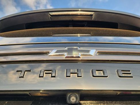 Used 2021 Chevrolet Tahoe Z71 AWD/4WD image 8