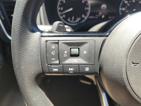 Used 2021 Nissan Rogue S FWD image 27