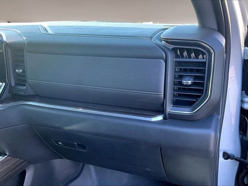 Used 2022 Chevrolet Silverado 1500 RST image 27