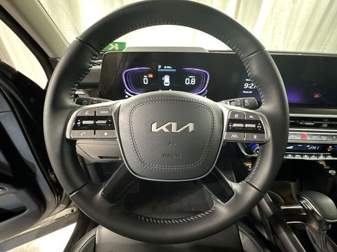 New 2025 Kia Telluride S image 19