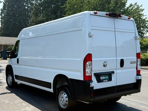 Used 2023 RAM ProMaster 2500 FWD image 4