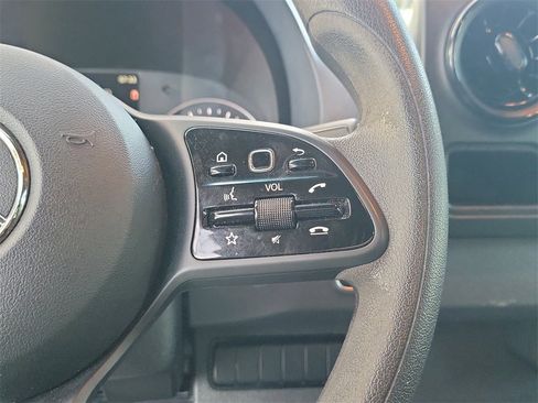 Used 2024 Mercedes-Benz Sprinter 2500 image 18