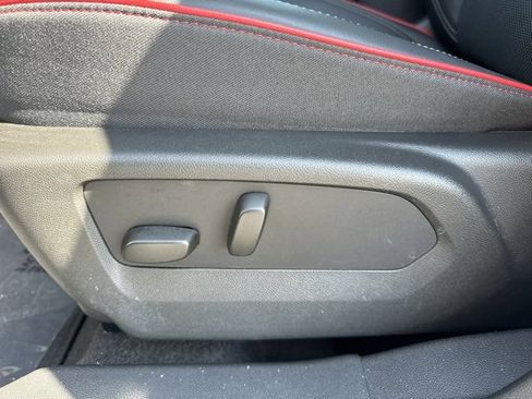 Certified 2023 Buick Envision Essence w/ Sport Touring Package image 12