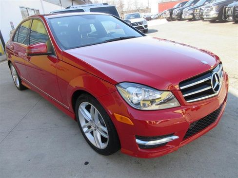 Used 2014 Mercedes-Benz C 250 Sedan image 12