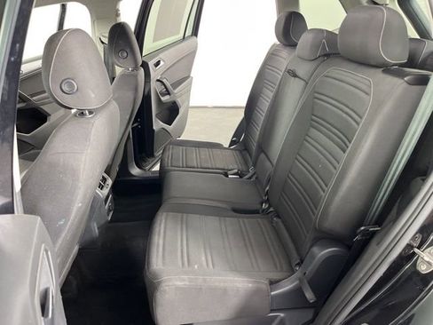 Used 2024 Volkswagen Tiguan S FWD image 39