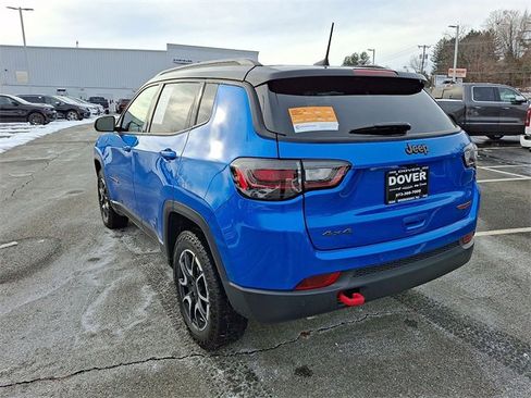 Certified 2024 Jeep Compass Trailhawk w/ Trailhawk Elite Group image 22