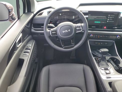 New 2026 Kia Carnival SX Prestige FWD image 11