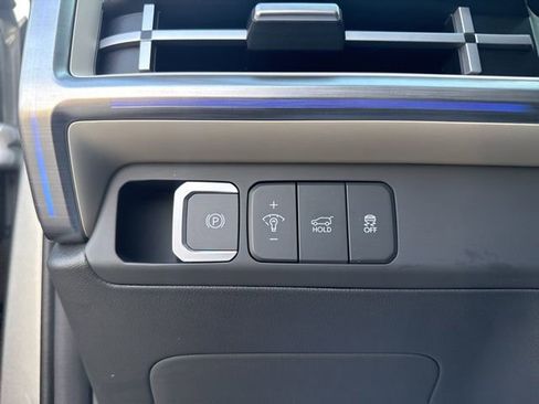 Certified 2024 Hyundai Santa Fe Calligraphy image 31