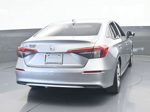 Used 2022 Honda Civic LX image 5