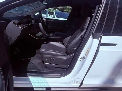 Used 2026 Tesla Model X Plaid AWD/4WD image 3