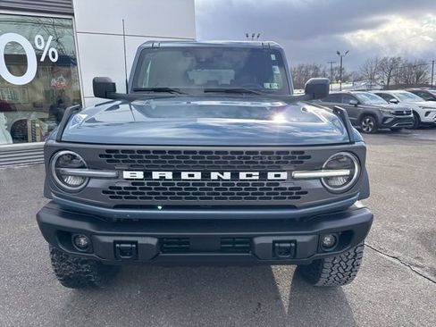 New 2025 Ford Bronco Badlands w/ Sasquatch Package AWD/4WD image 3