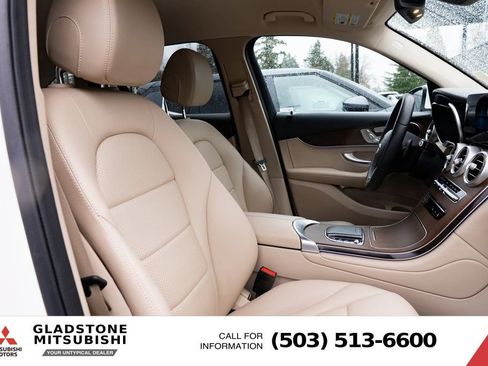 Used 2022 Mercedes-Benz GLC 300 4MATIC image 25