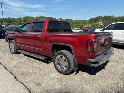 Used 2018 GMC Sierra 1500 SLT AWD/4WD image 3