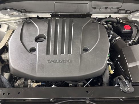 Used 2022 Volvo XC60 B5 Inscription image 31