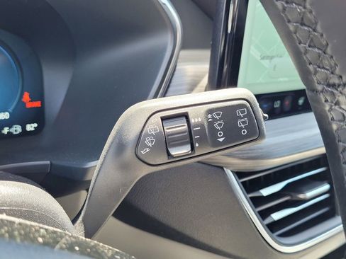 New 2025 Ford Escape Plug-in Hybrid w/ PHEV Premium Package image 51