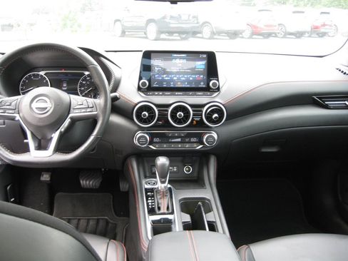 Used 2024 Nissan Sentra SR w/ SR Premium Package FWD image 29