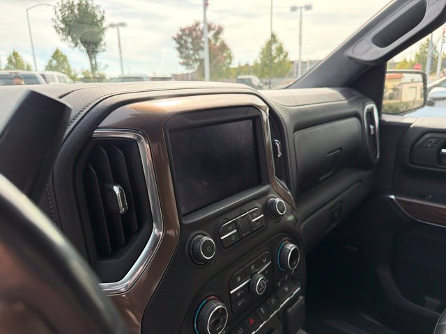 Used 2020 Chevrolet Silverado 1500 High Country w/ Technology Package AWD/4WD image 22