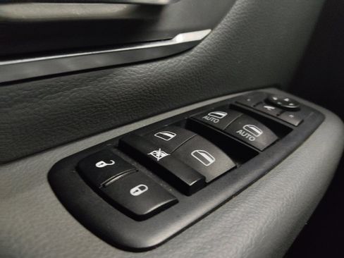 Used 2020 RAM 1500 Big Horn RWD image 27