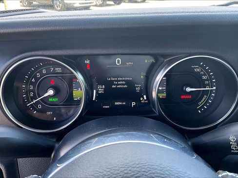 Used 2023 Jeep Wrangler Unlimited Sahara w/ Cold Weather Group AWD/4WD image 15