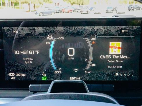 Used 2026 GMC Hummer EV SUV w/ LPO, Dark Essentials Package AWD/4WD image 22