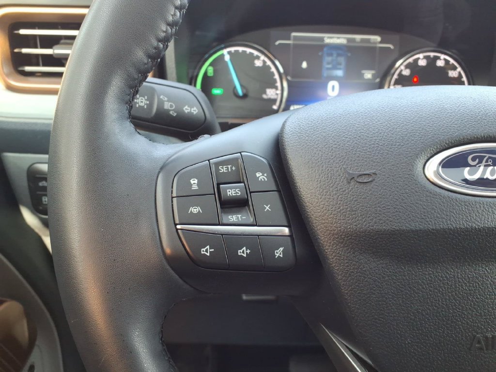 Certified 2024 Ford Maverick Lariat FWD image 16