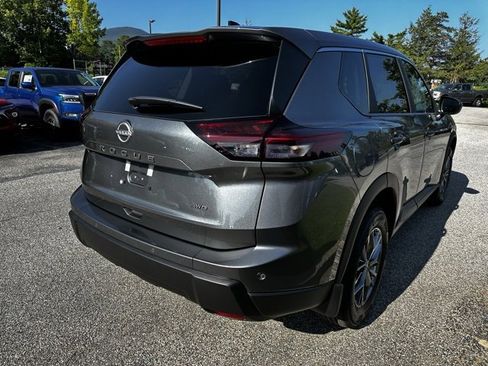 New 2026 Nissan Rogue S image 5