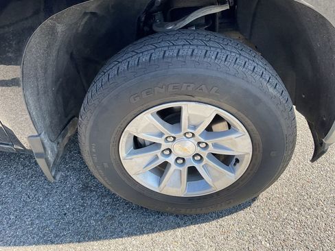 Used 2023 Chevrolet Silverado 1500 LT w/ Protection Package image 11