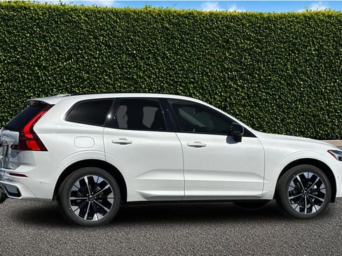 New 2026 Volvo XC60 B5 Plus w/ Climate Package AWD/4WD image 7