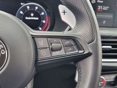 Used 2024 Alfa Romeo Stelvio Sprint RWD image 7