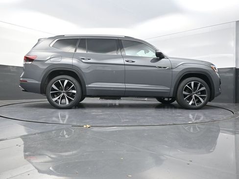 New 2026 Volkswagen Atlas SEL Premium R-Line AWD/4WD image 28
