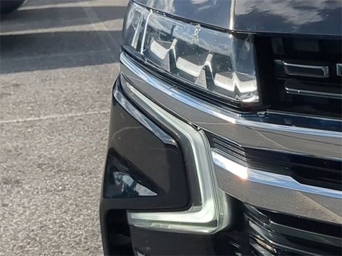 Used 2021 Chevrolet Suburban RST w/ Rear Media and Nav Package image 10