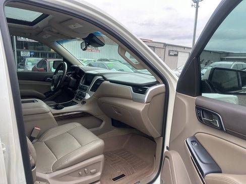Used 2015 GMC Yukon XL SLT w/ Open Road Package RWD image 11