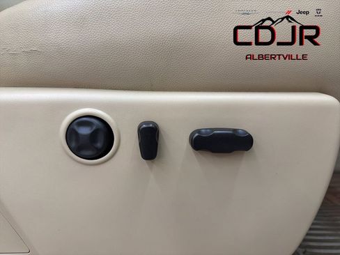 Used 2012 GMC Sierra 1500 SLT w/ SLT Convenience Package image 30