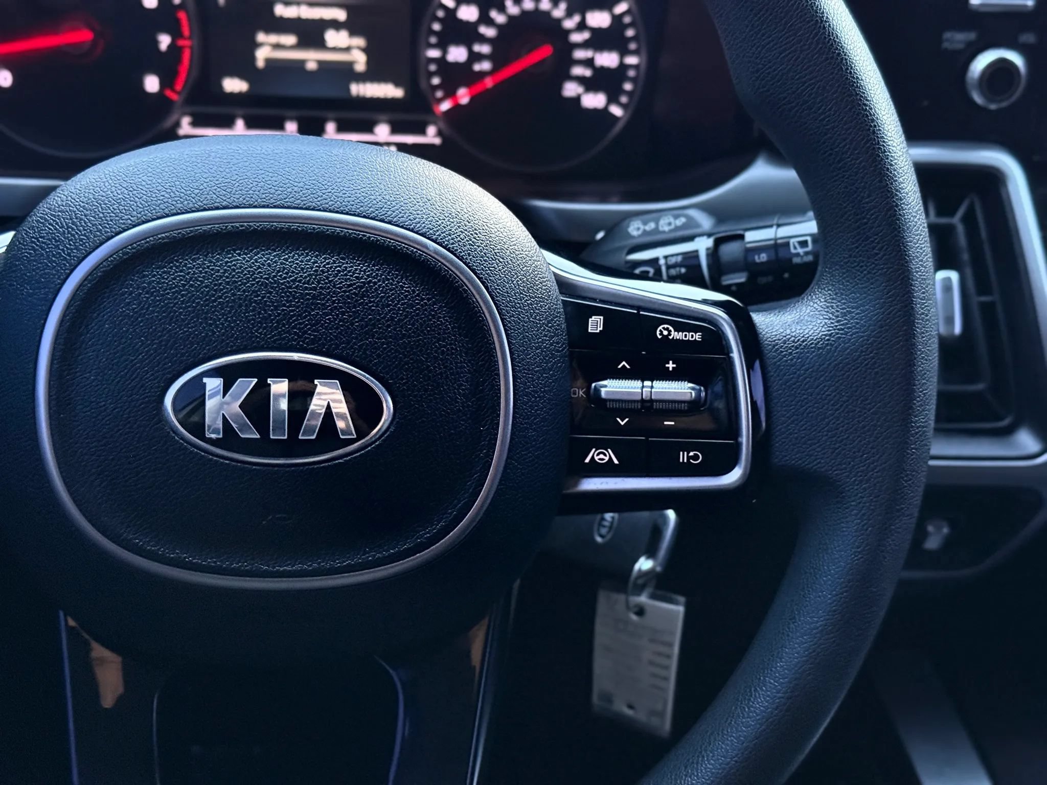 Used 2021 Kia Sorento LX AWD/4WD image 29