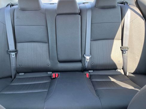 Used 2025 Nissan Altima 2.5 SV image 37