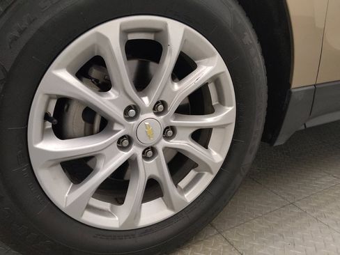 Used 2018 Chevrolet Equinox LT FWD image 31